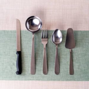 Couverts de service
